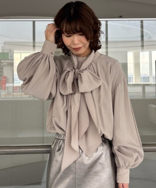 「Mila Owen」 長袖ブラウス 0 ベージュ レディース_画像2