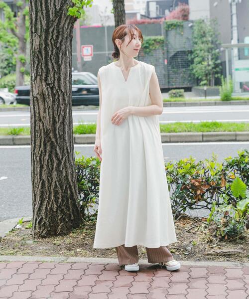 「ITEMS URBANRESEARCH」 ノースリーブワンピース FREE オフホワイト レディース_画像7