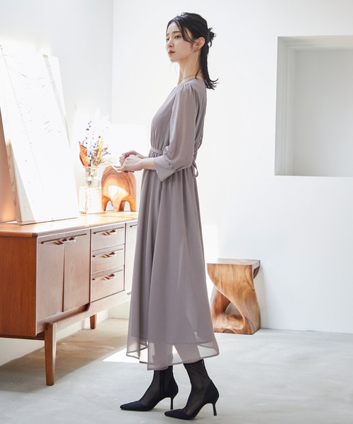 niana パーティードレス　パフスリーブ　Lサイズ niana（ニアナ） ドレス バックデザインパフスリーブミモレ丈