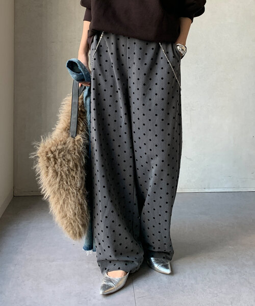 メゾンドドルチェ フロッキードットパンツ　ブラック　M maison de Dolce. メゾンドドルチェ フロッキードットパンツ