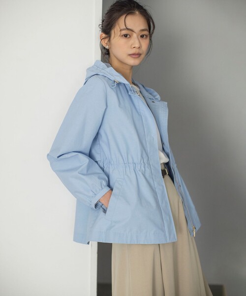 【yori 美品】フード付きライトブルーアウター 組曲（KUMIKYOKU） コート アウター フード付き ライトアウター