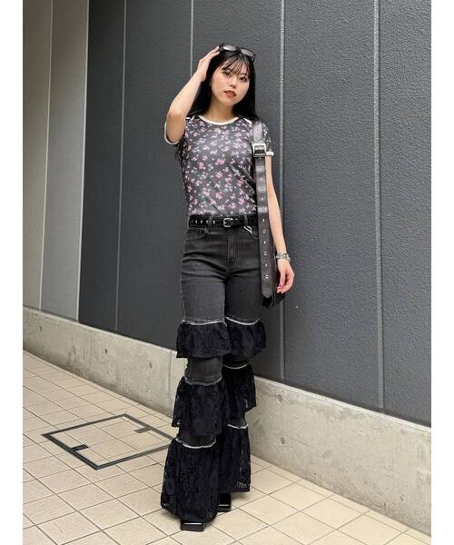 【jouetie】レースフリルフレアデニム【美品】 jouetie ジーンズ デニム デニムパンツ レースフリルフレア