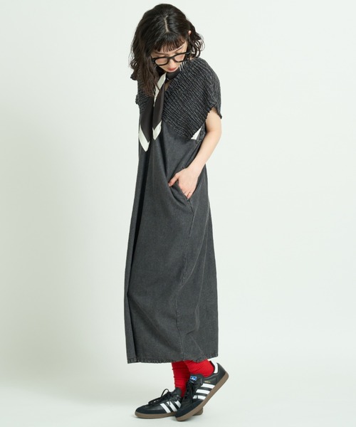 A.D.C.L. ワンピース 半袖 シャーリング切替 ミディ丈 デニム