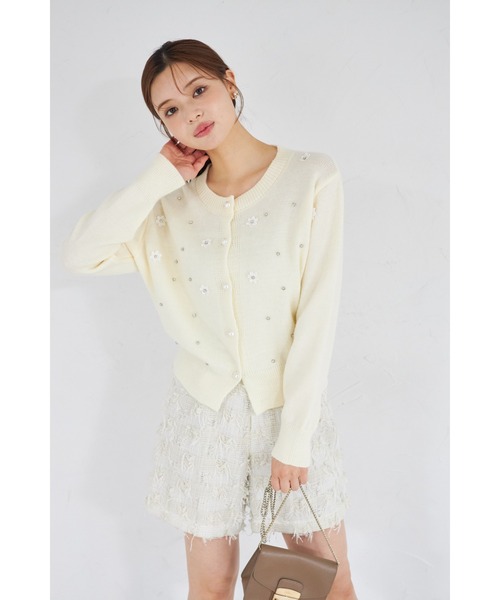 フラワー刺繍ビジューニット tocco closet（トッコ クローゼット） ニット パールビジュー付き
