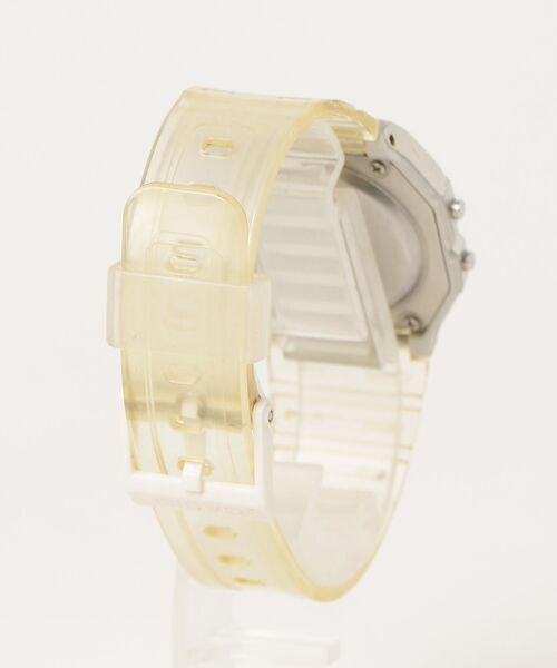 「CASIO」 デジタル腕時計 - シルバー レディース_画像2