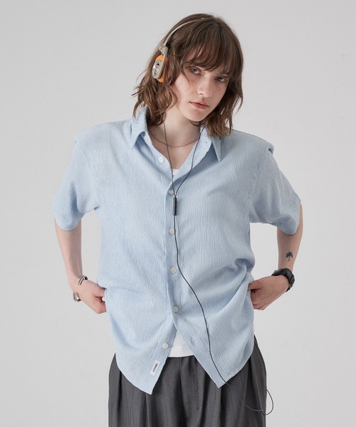 ONCILY（オンシェリー） シャツ HEART BUTTON CRINKLE HALF SLEEVE