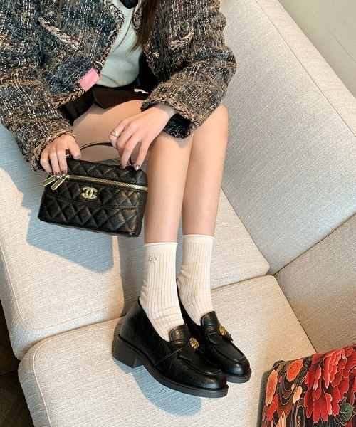 gossip!ロサンゼルス ローファー 「Y2Kガーリー」レトロラウンドトゥ