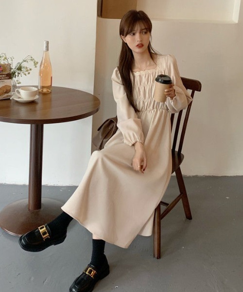 ZARRA BASIC 膝丈レースワンピース(カナダ) セール】 袖レースドレスワンピース （ミニ丈・ひざ丈ワンピース