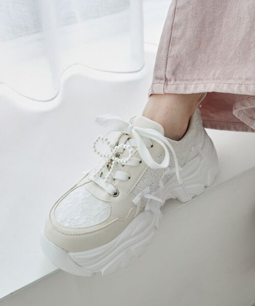 MAJESTIC LEGON（マジェスティックレゴン） スニーカー 2WAYデコリボン