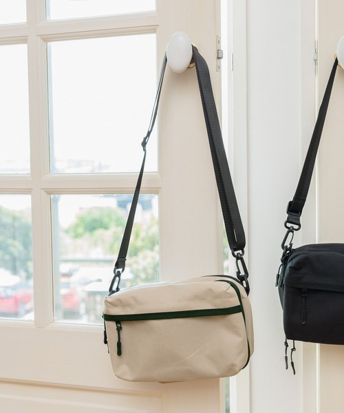 GLOBAL WORK（グローバルワーク） ショルダーバッグ 撥水マルチ