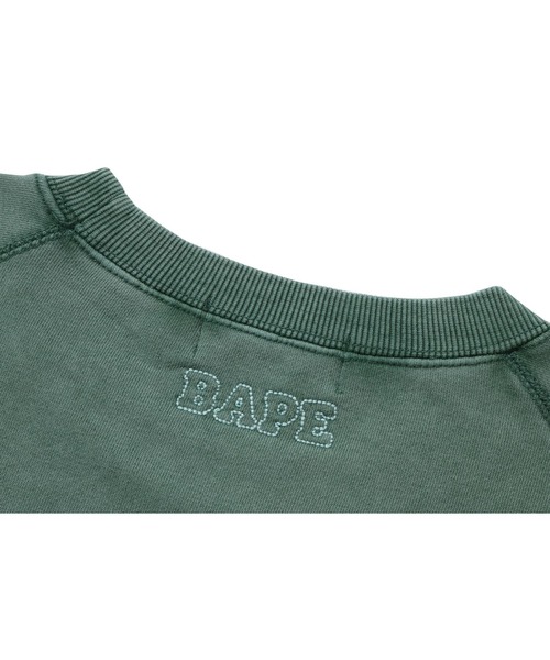 【A BATHING APE】3色展開 WASHED EFFECT COLLEGE PATCH SWEAT A BATHING APE® Washed Effect College Patch Relaxed Fit