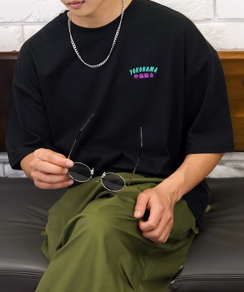 【関税込】ロゴ入り半袖Tシャツ - ネイビー 男女兼用 鯉柄クルーネック半袖Tシャツ 備中倉敷工房 倉 和柄 和風 コイ