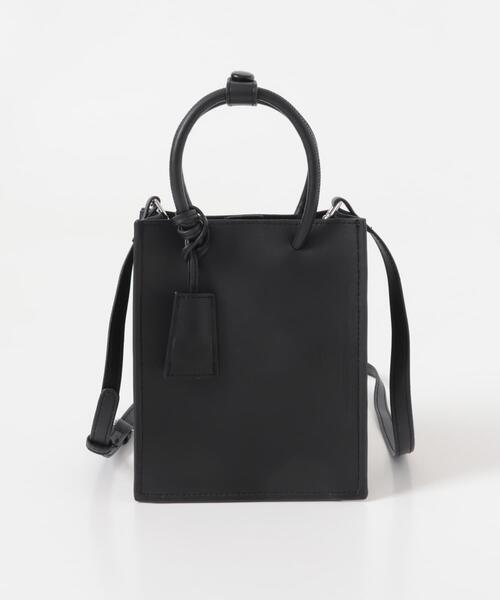 KBF（ケービーエフ） ハンドバッグ チャーム付きスクエアミニBAG