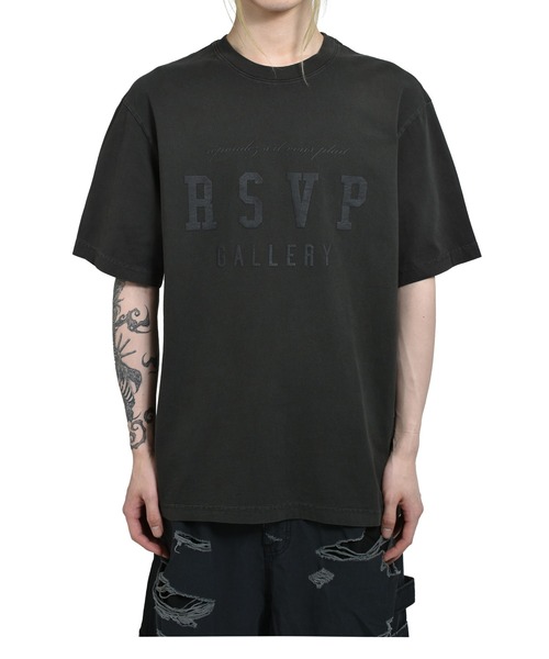 NUBIAN tシャツ SHORT SLEEVE CREW NECK IN GIFTING PRINT (EXCLUSIVE