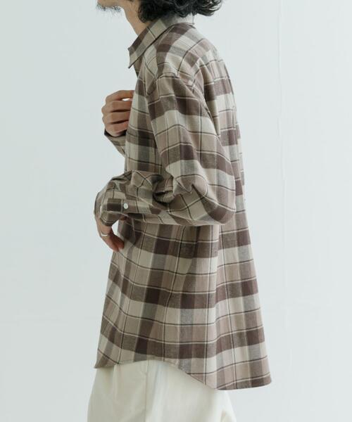 「URBAN RESEARCH」 長袖シャツ LARGE オフホワイト メンズの画像