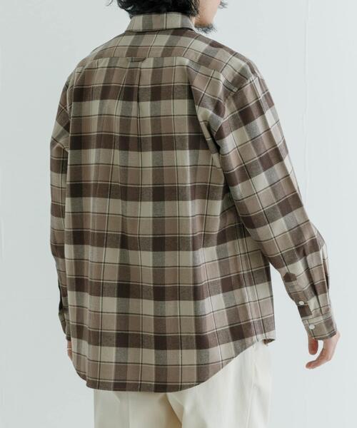 「URBAN RESEARCH」 長袖シャツ LARGE オフホワイト メンズの画像