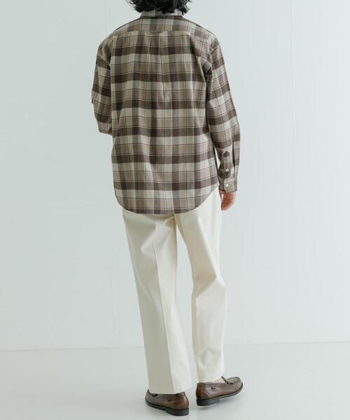 「URBAN RESEARCH」 長袖シャツ LARGE オフホワイト メンズの画像