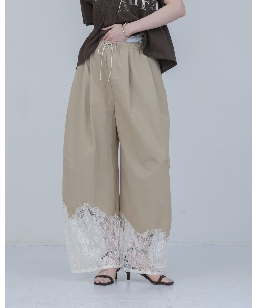 ワイドパンツ パンツ ウェーブレース タックワイドパンツ レディースの画像