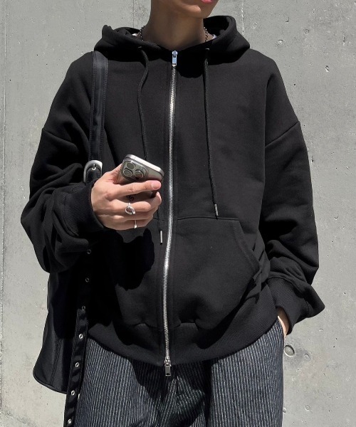 Chikashitsu+ パーカー 「Chikashitsu +」set up box short zip
