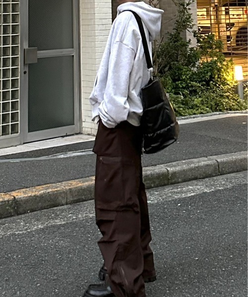 Chikashitsu+ パーカー 「Chikashitsu +」set up box short zip