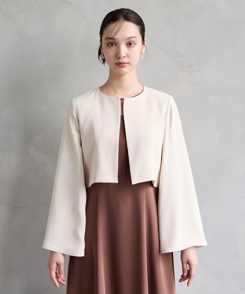 美品✨アドーア ノーカラージャケット ショート丈 フレアスリーブ 36 AIMER（エメ） ジャケット ノーカラージャケット 袖ファスナーフレア