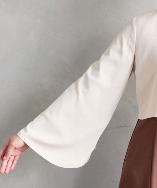 ホワイト ノーカラージャケット フレアスリーブ セール】フレアスリーブノーカラージャケット【手洗い可/イージー