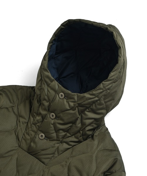 美品♦︎TAION ミリタリーダウンフーディー ベージュ ユニセックス TAION（タイオン） パーカー 「」「ユニセックス」ミリタリー ダウン