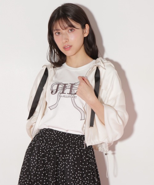 即納【JILL by JILL STUART☆人気 ビッグ リボン ロゴ Tシャツ ビッグリボンロゴ刺繍Tシャツ（Tシャツ/カットソー）｜JILL by