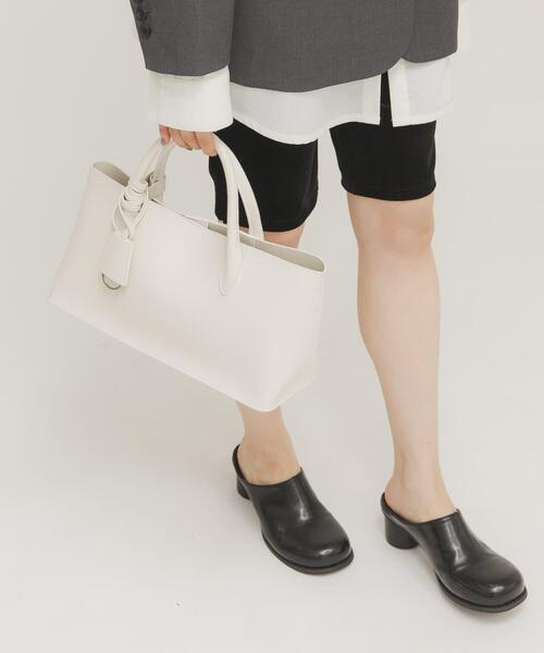 KBF（ケービーエフ） ハンドバッグ チャーム付きワイドボックスBAG