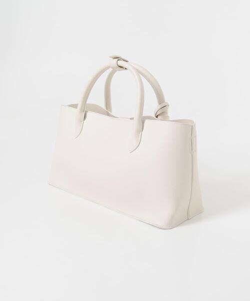 新品 ホワイト ハンドバッグ KBF（ケービーエフ） ハンドバッグ チャーム付きワイドボックスBAG