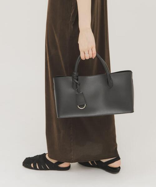 KBF（ケービーエフ） ハンドバッグ チャーム付きワイドボックスBAG