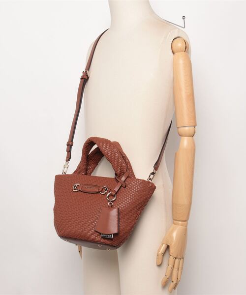 「Guess」 2WAYバッグ ONE SIZE ブラウン レディースの画像