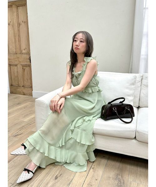 Lily Brown ラッフルフリルロングドレス 未使用品 LILY BROWN（リリーブラウン） ドレス ラッフルフリルロングドレス
