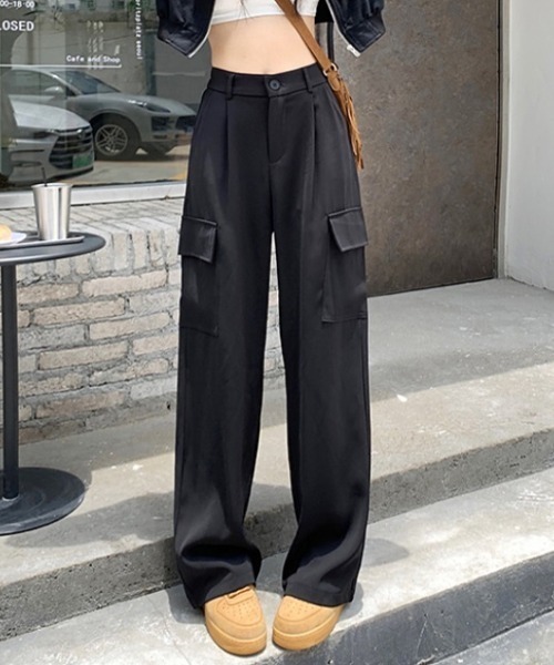 SMFKブラックカーゴパンツ ストレートレッグ ALMOSTBLACK - 【ラスト1点】 ZIPPER PANTS / カーゴパンツ