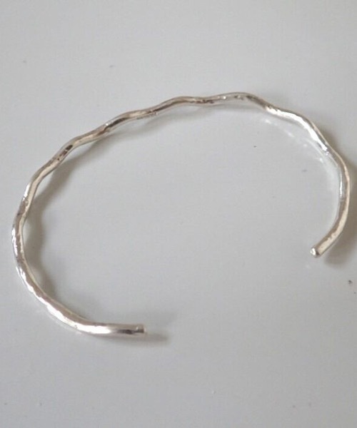 MANANAS（マナナス） バングル 」マナナス/ Rough Thin Bangle (Ladys