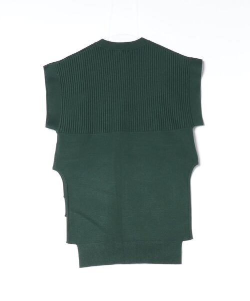 UN3D.ノースリーブニット