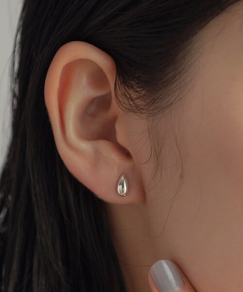 COCOSHNIK ピアス シルバー ペアシェイプ スタッドピアス