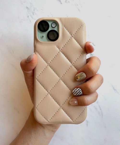 CELINE キルティングiPhoneケース ブラウン iPhone11 CELINE キルティングiPhoneケース ブラウン iPhone11 iPhone