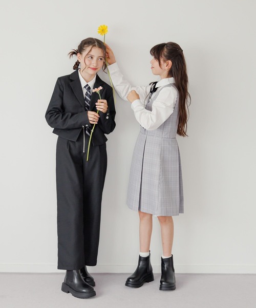 バーバリー　ジャンパースカート女児新品タグ付き バーバリー 美品✨️ 女の子ジャンパースカート フード付き90cm