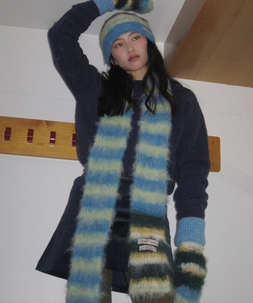 bargiee ストライプ柄フワフワマフラー Rockfish Weatherwear（ロックフィッシュウェザーウェア） マフラー