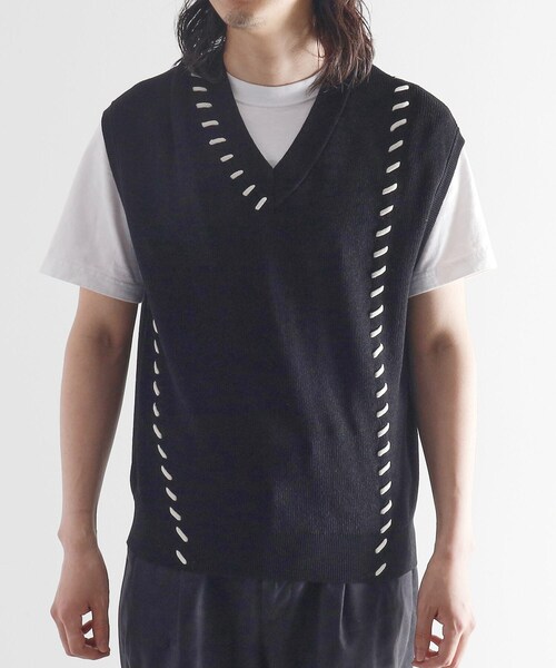 即完売品　UNUSED 黒 Vネック ノースリーブ ベスト　18AW希少サイズ tk.TAKEO KIKUCHI（ティーケータケオキクチ） ベスト ジレ クロップドV