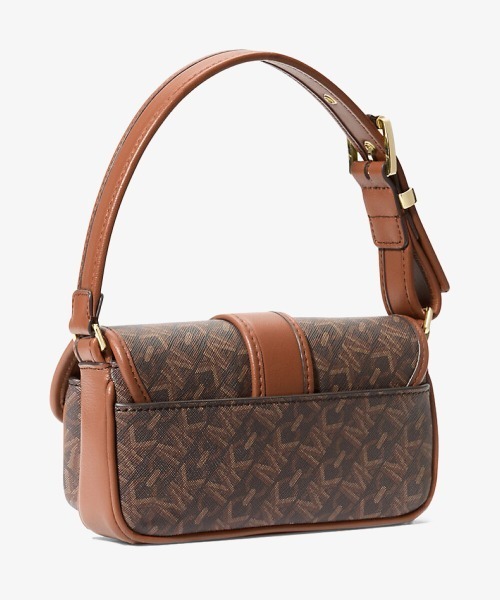 ゴージャス♪【 CHANEL 】ショルダーバッグ♡ CHANEL ショルダーバッグ – co&co