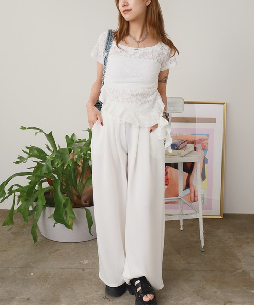 【美品】Eaphi  エフィ オフホワイト 白 サイズ:FREE | シアー レース アシンメトリー カット トップス / SHEER LACE ASYMMETRY CUT TOPS ラウンドネック 長袖 シースルー メッシュ バックボタン | トップス カットソー カットトップス【レディース】【中古】 ストレッチレースショート丈シアートップス[品番：SHNW0010764]｜LADY