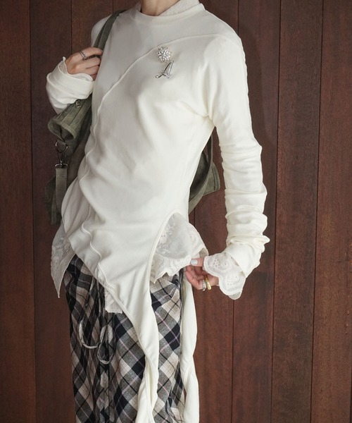 tシャツ アシンメトリーデザイントップス chw25a108 レディース メンズの画像