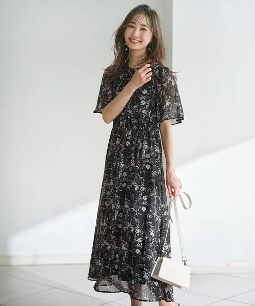 「ANY SIS」 半袖ワンピース 2 ベージュ レディース_画像4