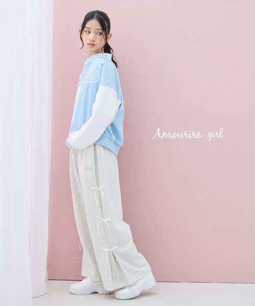 Amourire girl（アムリールガール） スタジャン アウター ロゴ