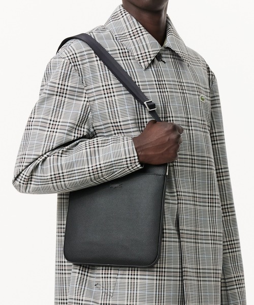 LACOSTE（ラコステ） ショルダーバッグ FREE ブラック メンズ