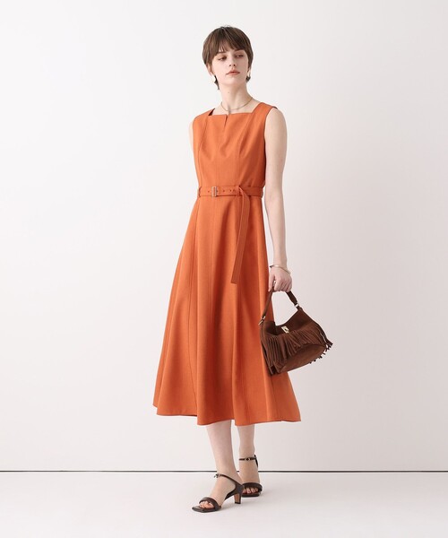 ワンピース スクウェアデザインフレアーワンピースの画像