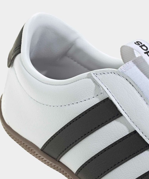 adidas（アディダス） スニーカー グランドコート LO スリッポン