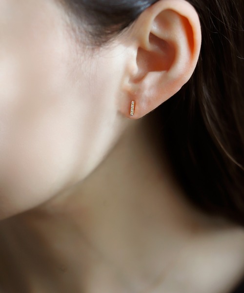 SIENA ROSE（シエナロゼ） ピアス petit・スリムダイヤバーピアス